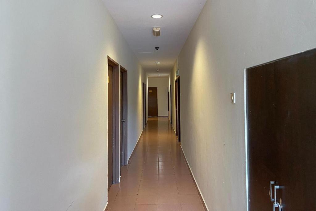 Spot On 89907 Motel Impian Seri Manjung Exterior photo